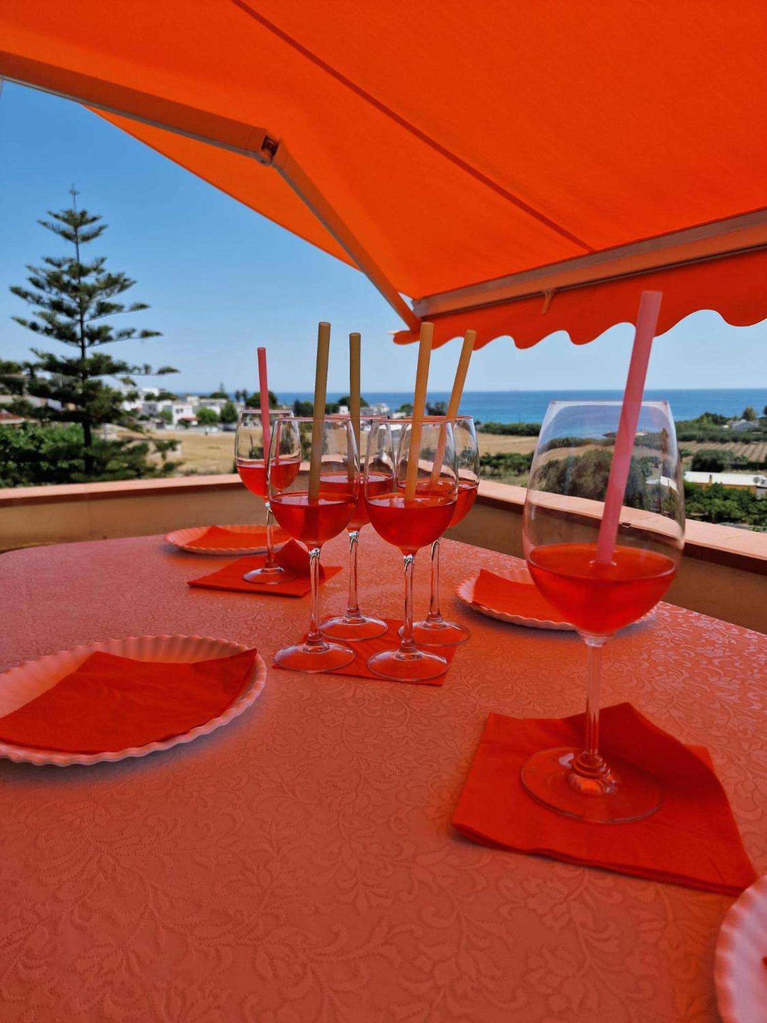 Appartamento BREATHTAKING VIEW OF Salento- Leporano Esterno foto